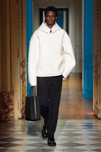 005 VALENTINO PAP MEN FW2425