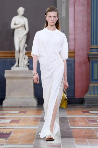 013 VALENTINO PAP SS24-2