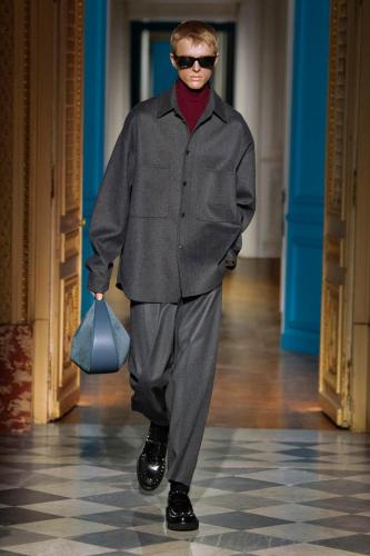 023 VALENTINO PAP MEN FW2425