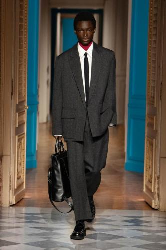 035 VALENTINO PAP MEN FW2425