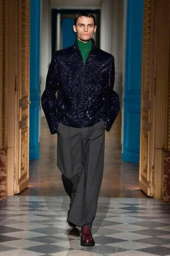 039 VALENTINO PAP MEN FW2425