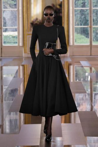 051 VALENTINO PAP FW2425