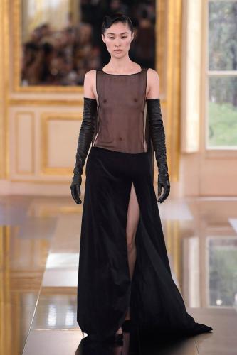 057 VALENTINO PAP FW2425