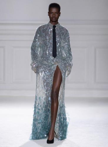 068 VALENTINO BLACK TIE PAP FW2324 
