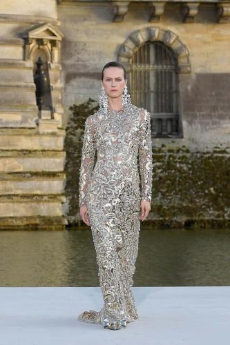 069 VALENTINO HC FW2324