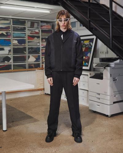 230222-KOCHE-AW23-LOOKBOOK Reto Schmid Look 36