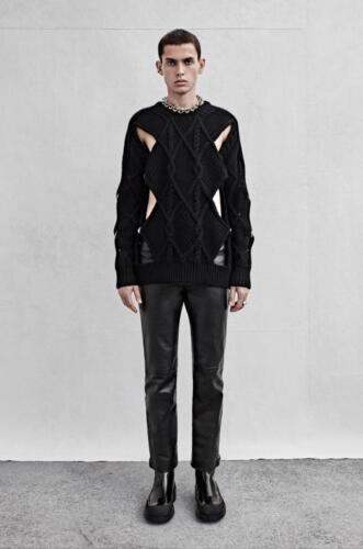 AMQ-A4-LOOKBOOK-MENSWEAR-SS23-16