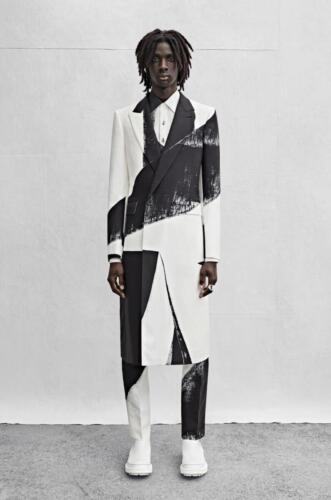 AMQ-A4-LOOKBOOK-MENSWEAR-SS23-3