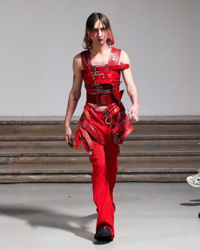 APO JEANNEFRIOT SHOW23 18012340