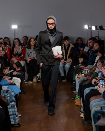 Aaron-Esh IG High look07