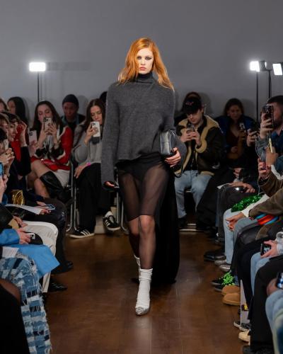 Aaron-Esh IG High look15