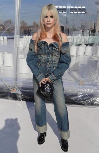 Alexander McQueen SS23 Womenswear Show