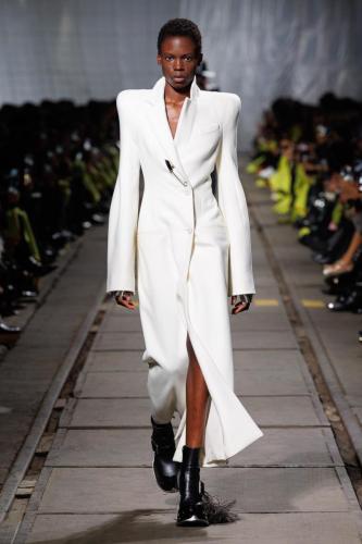 Alexander McQueen RTW AW24 Look 10