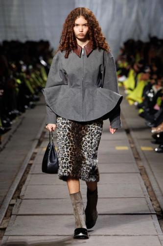 Alexander McQueen RTW AW24 Look 16