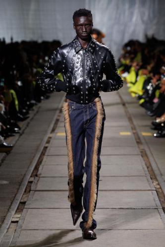 Alexander McQueen RTW AW24 Look 20