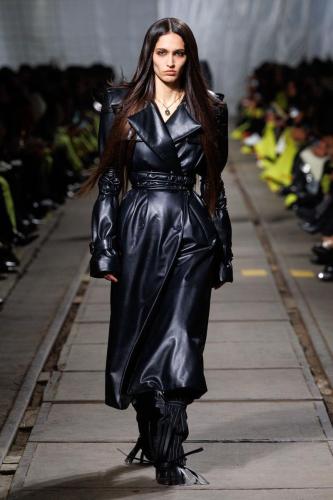 Alexander McQueen RTW AW24 Look 26