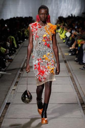 Alexander McQueen RTW AW24 Look 45