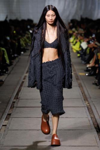 Alexander McQueen RTW AW24 Look 47