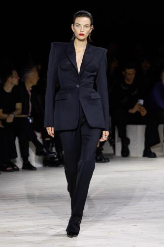 Alexander McQueen RTW SS24 06