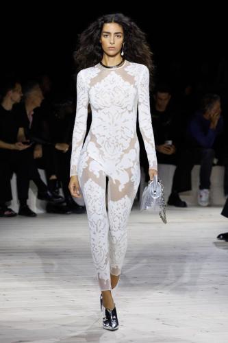 Alexander McQueen RTW SS24 27