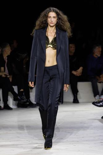 Alexander McQueen RTW SS24 34
