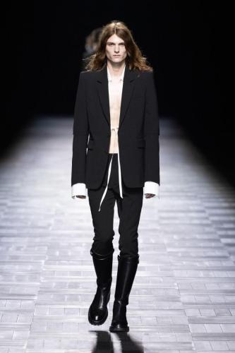 Ann Demeulemeester fashion show, Fall Winter 2023, Paris Fashion Week.