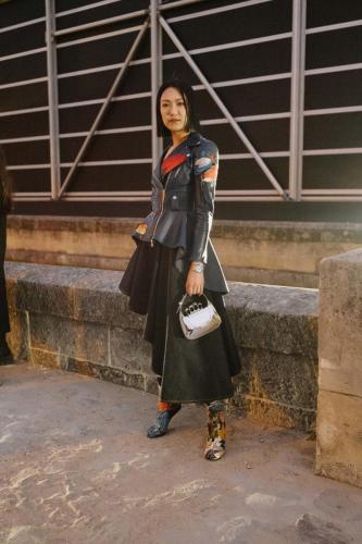 Anny-Fan-at-the-Alexander-McQueen-FW23-Show003