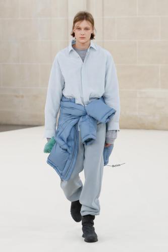 Auralee fw23 runway press look05