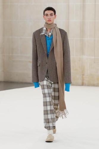 Auralee fw23 runway press look08