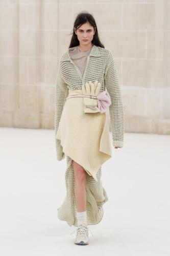 Auralee fw23 runway press look23