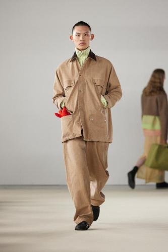 Auralee fw24 runway press look 19