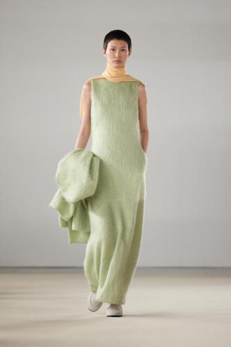 Auralee fw24 runway press look 20