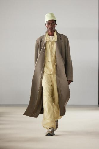 Auralee fw24 runway press look 21