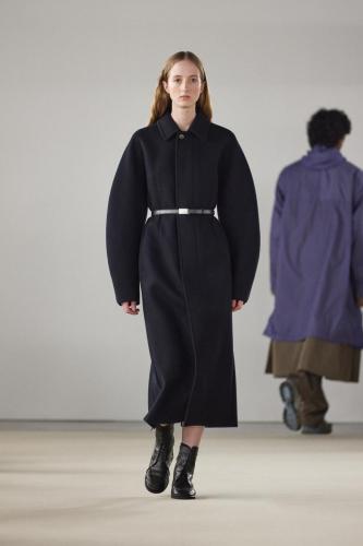 Auralee fw24 runway press look 36