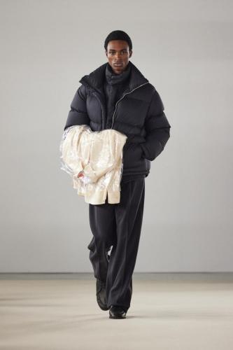 Auralee fw24 runway press look 37