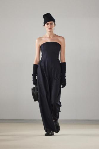 Auralee fw24 runway press look 42