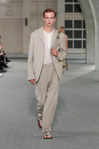 Auralee ss24 runway press look05