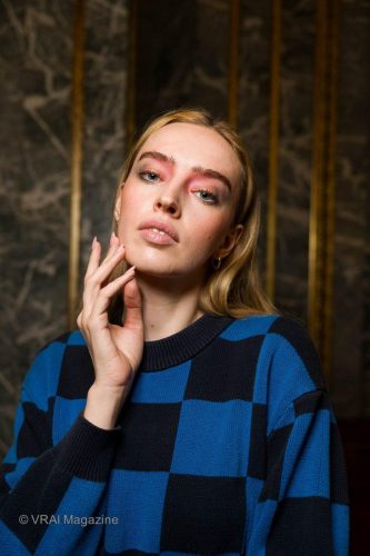 B-EseAzenaborFW26-009