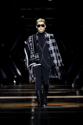 PHILIPP PLEIN ‘WINTER 23 FASHION SHOW
