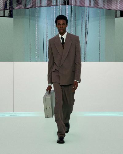 BOSS FW23 Fashion Show Runway Full Look Images-003  original