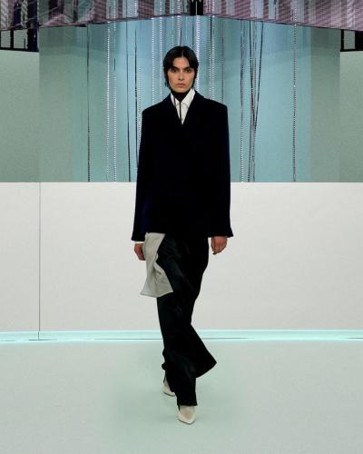 BOSS FW23 Fashion Show Runway Full Look Images-40  original