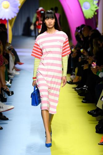 Benetton SS24 catwalk press look22