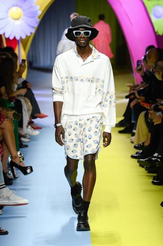 Benetton SS24 catwalk press look36