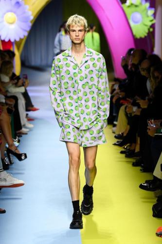 Benetton SS24 catwalk press look45
