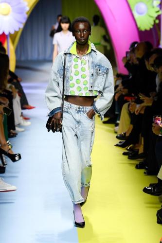 Benetton SS24 catwalk press look46