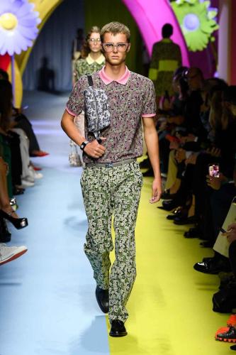 Benetton SS24 catwalk press look55