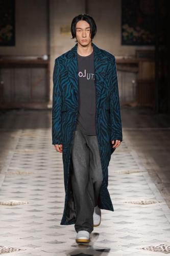 Bluemarble fw23 runway press look16