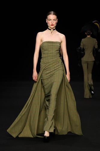CHIARA-BONI-La-Petite-Robe Fashion-Show Fall-Winter-24-25 -2