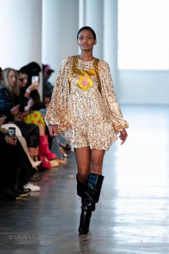 CustoRunwayFW24-009