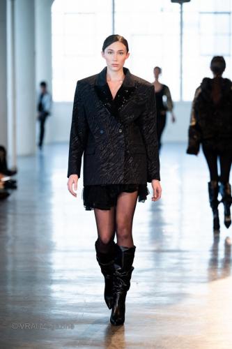 CustoRunwayFW24-062